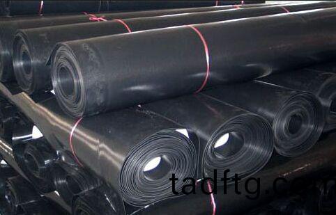 土工(gong)膜-防水闆(ban)